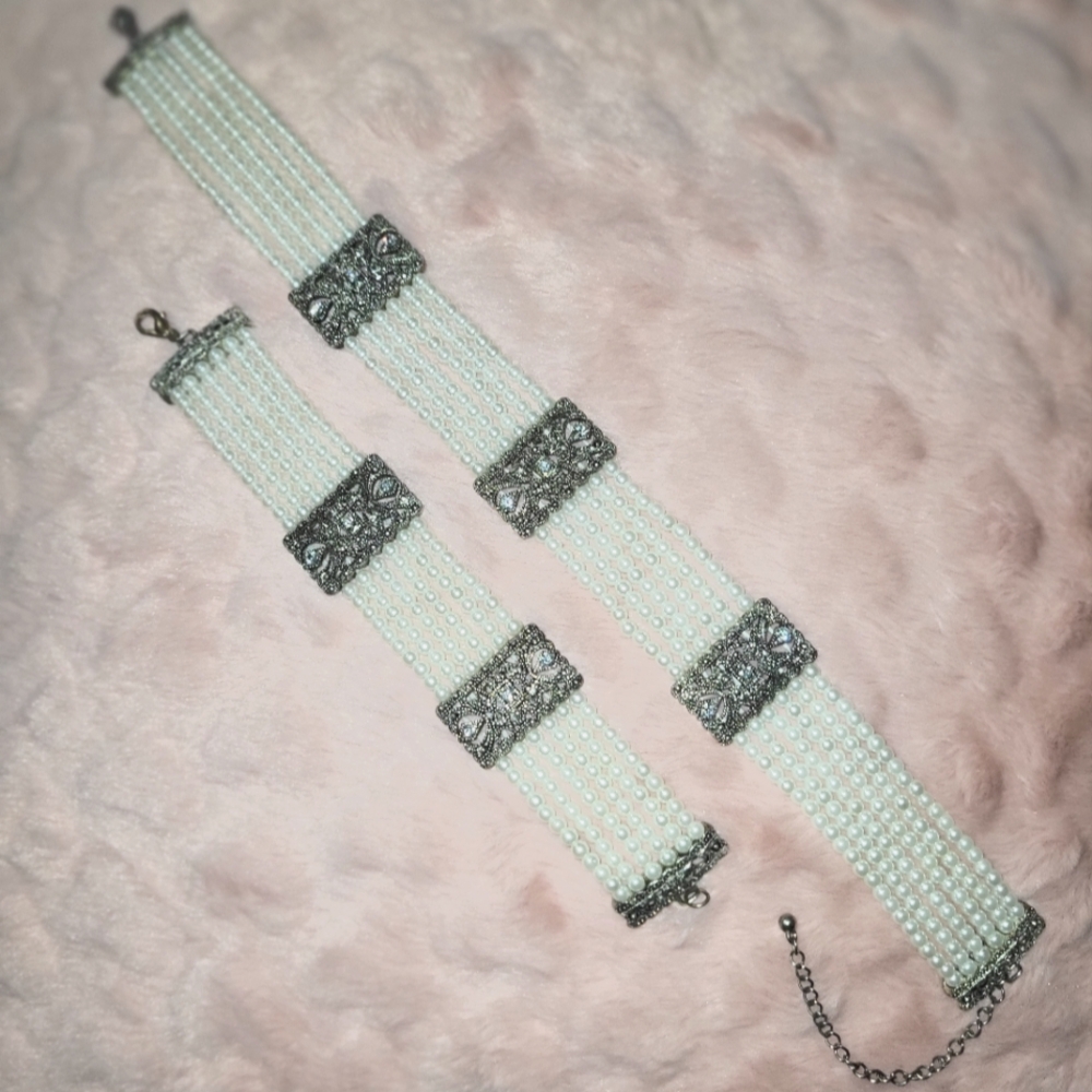 Vintage 1991 matching choker and bracelet set